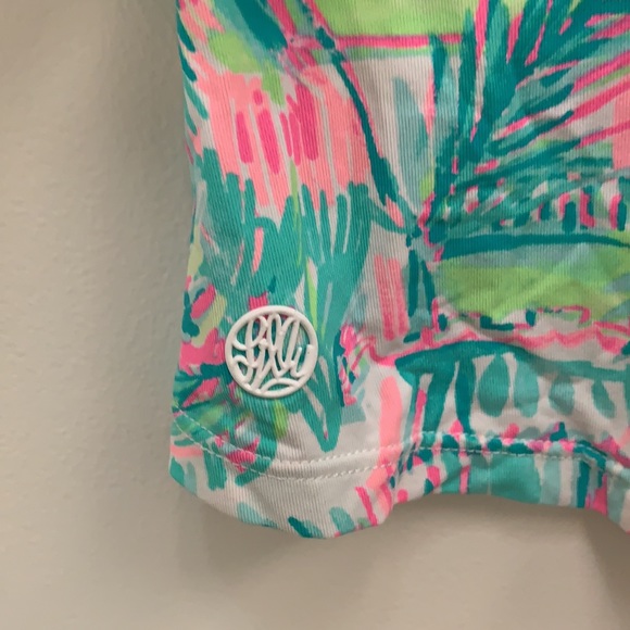 Lilly Pulitzer workout top - Picture 3 of 3